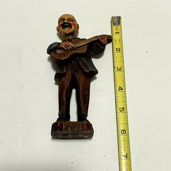 Vintage Syroco wooden 6” Hillbilly Band Member singing guitar player - Picture 4 of 4